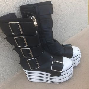 Current mood platforms